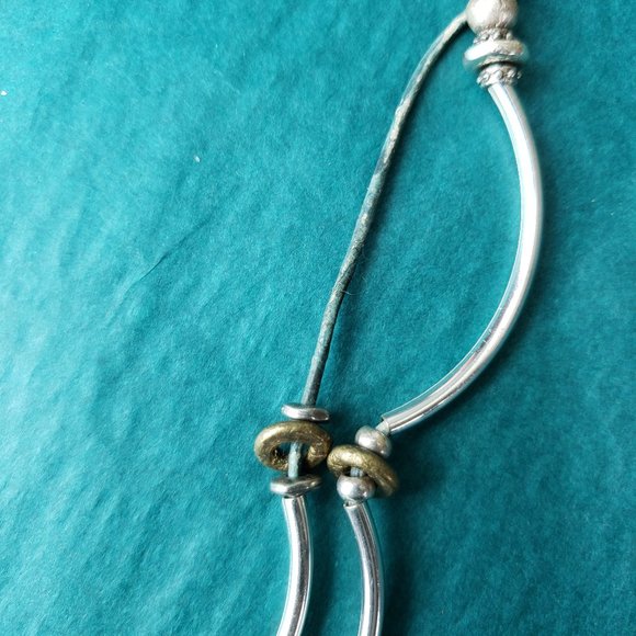 2/15$ Lizzy james metal and cord necklace - Picture 5 of 13